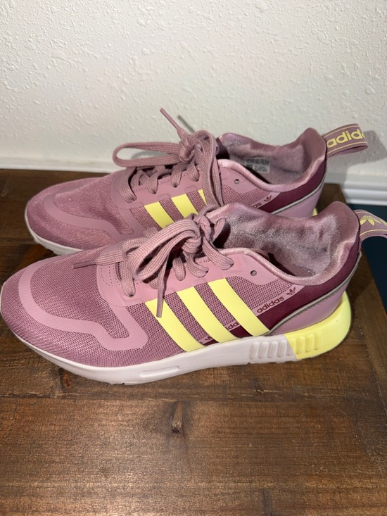 adidas Women's Pink & Yellow Retro Runner Sneakers - Picture 3 of 4